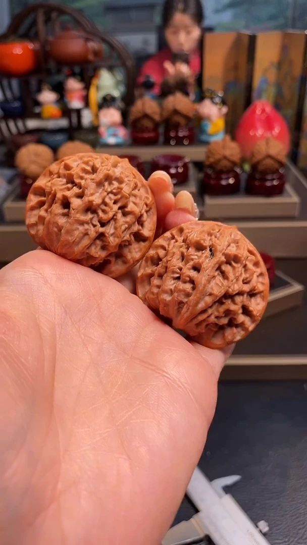 【闪购商品】文玩核桃把件H853蟠龙纹44