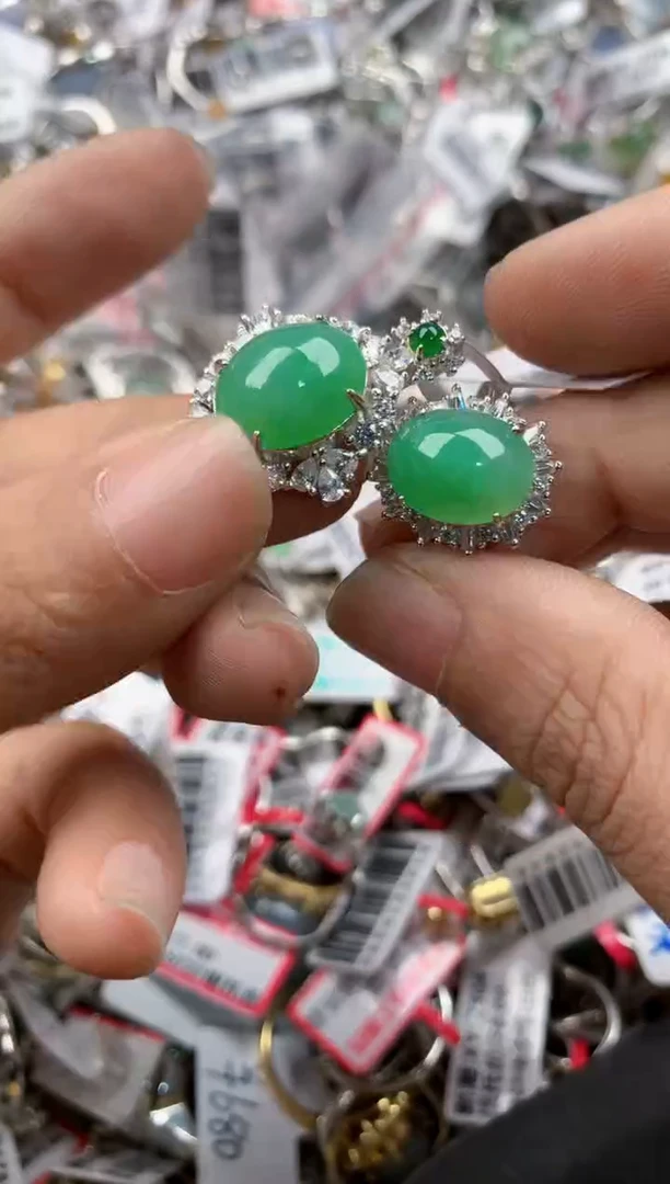 银S925镶嵌戒指翡翠444             1