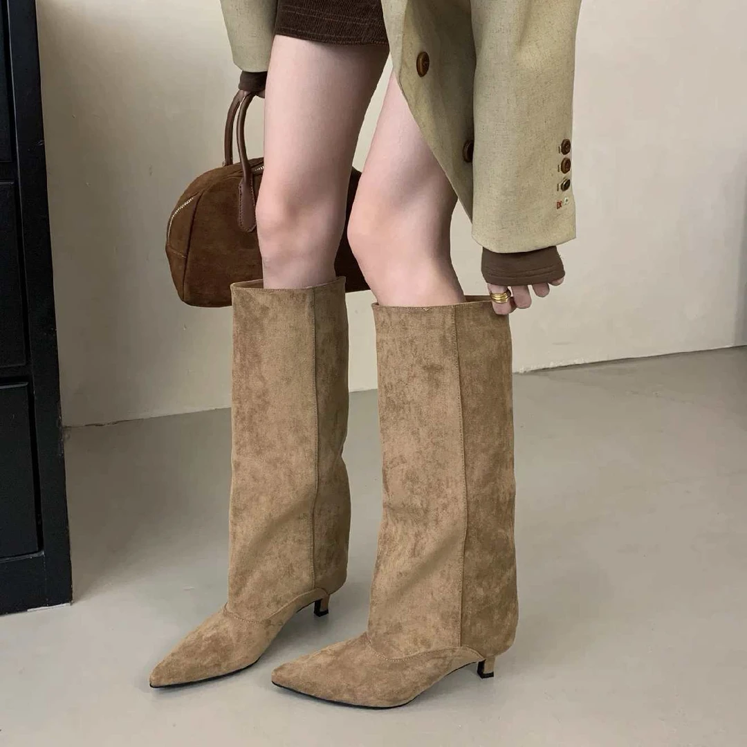 2025秋冬新款气质细跟尖头不过膝直筒长靴显瘦百搭大筒围高筒靴子