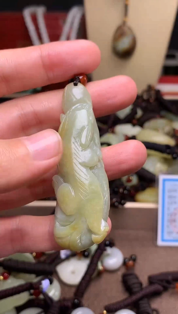 颈饰未镶嵌和田玉新疆料青海料清水和田玉吊坠