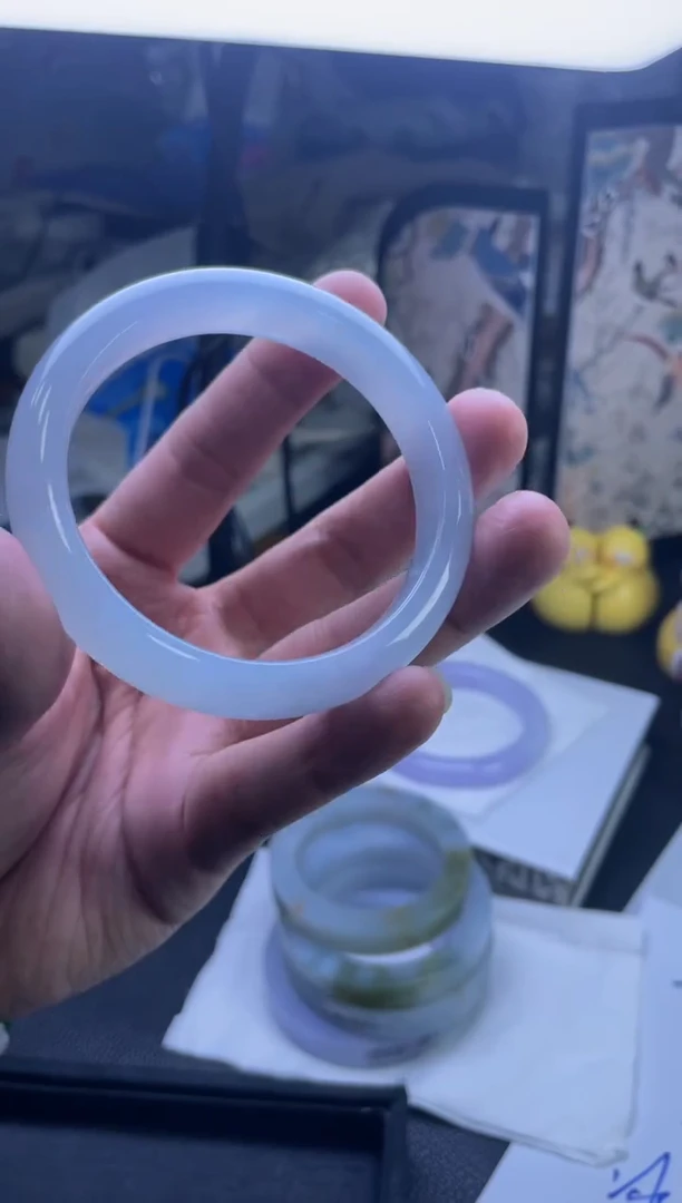 【闪购商品】定制翡翠手镯未镶嵌手镯定制一件