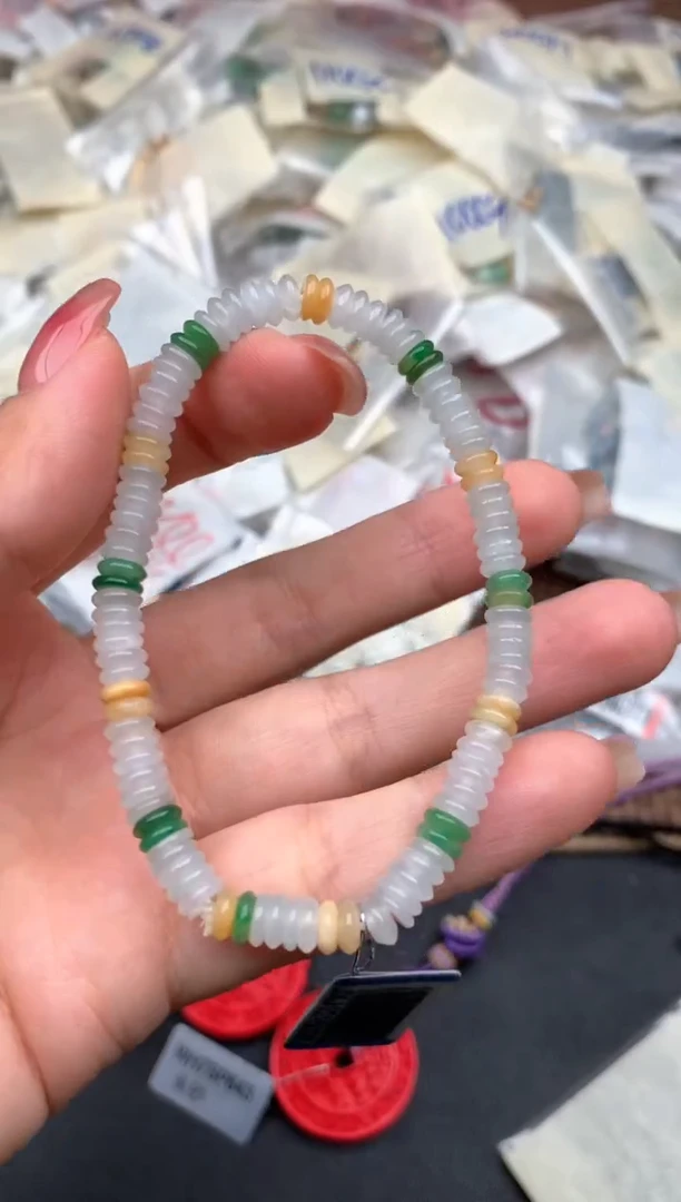 未镶嵌挂件翡翠一