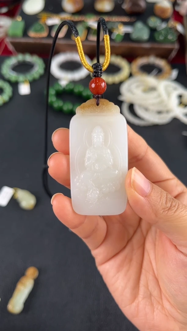 颈饰未镶嵌和田玉墨*吊坠