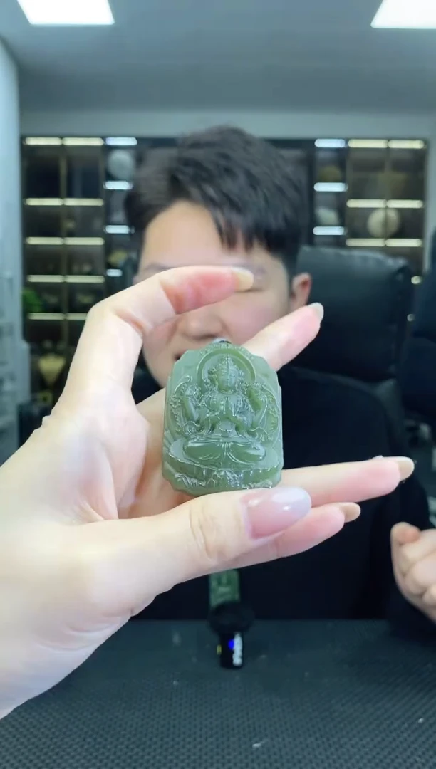 颈饰未镶嵌和田玉3