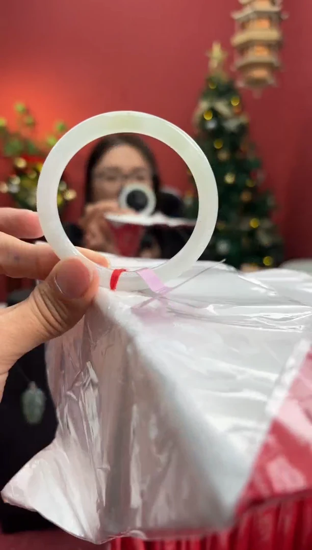 未镶嵌手镯（圆镯）翡翠翡翠手镯9