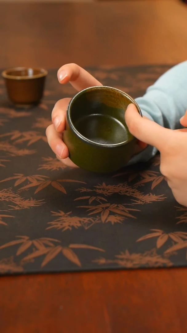 茶末木叶直口杯