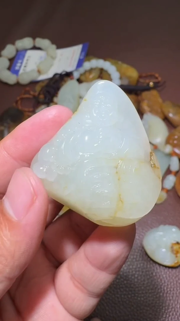 未镶嵌和田玉挂件和田玉