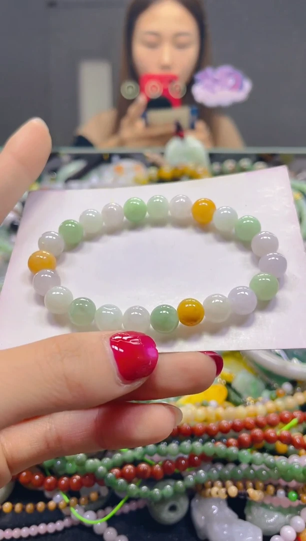 颈饰未镶嵌翡翠8MM/D/翡翠A货，一件也是批发价