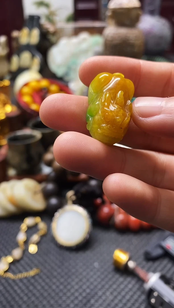 未镶嵌挂件翡翠貔貅