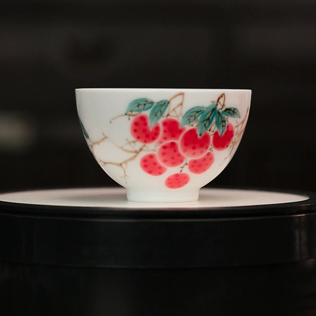 12.6/N1/00021/80昱器/釉下彩粉彩荔枝鸡心杯/口径8.8高5.5/175cc