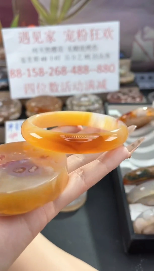 未镶嵌手镯石英质玉61