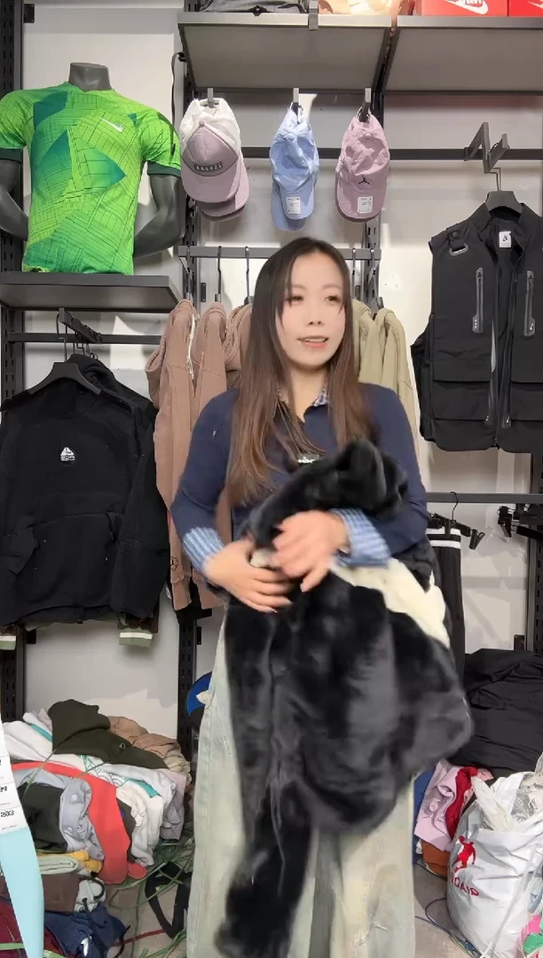 1593编码 瑕疵款直播间过款为准 尺码