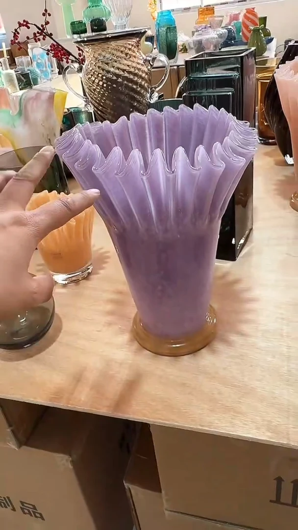 【闪购商品】玻璃紫色折纸花瓶