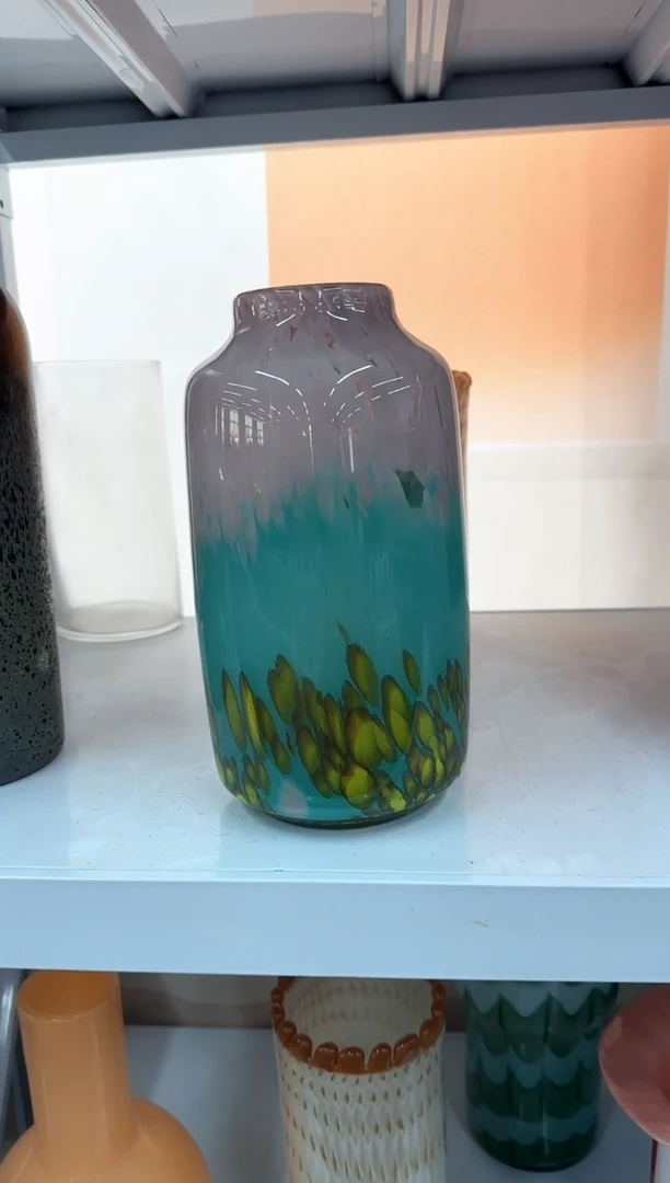 【闪购商品】花瓶8*28............