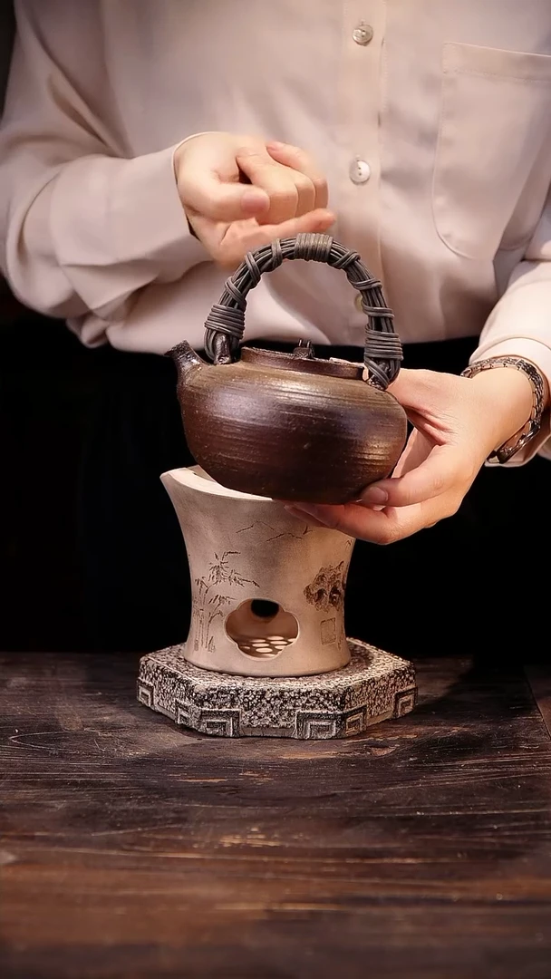车*修伏地龙提梁