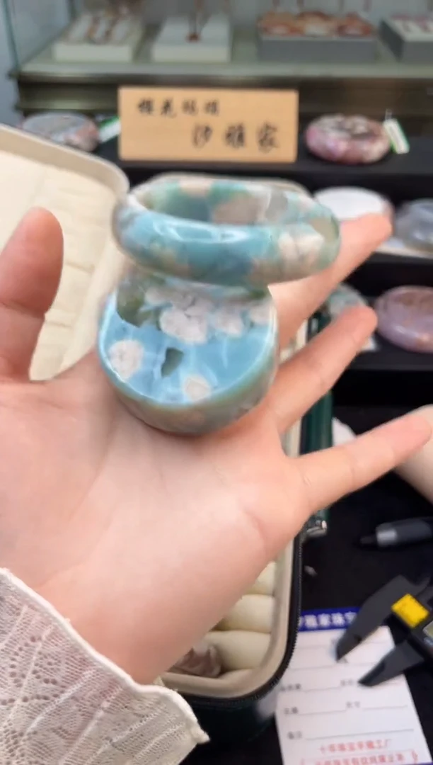 未镶嵌手镯石英质玉52圈口（赠品镯心）2S9007