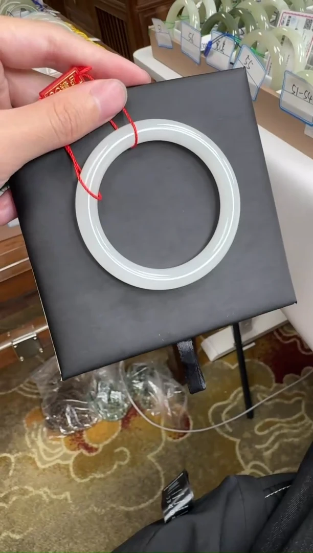 未镶嵌手镯和田玉58-