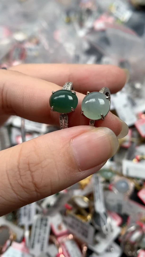 翡翠戒指银S925镶嵌天然A货缅甸翡翠