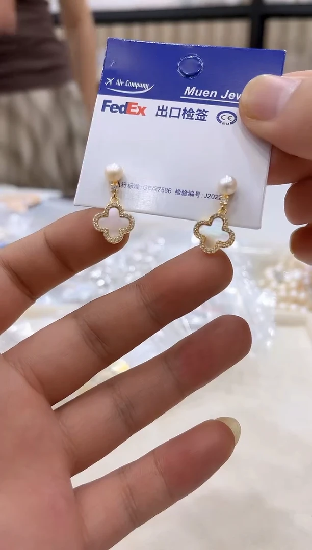 淡水珍珠银S925镶嵌颈饰ED1031