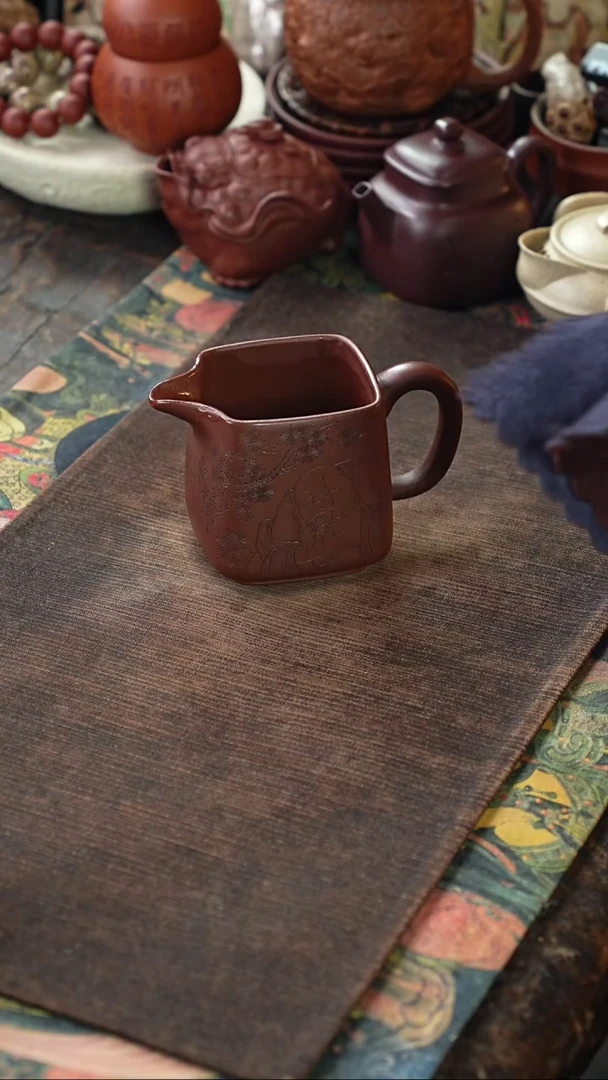 刻绘弥勒欢喜四方公道杯