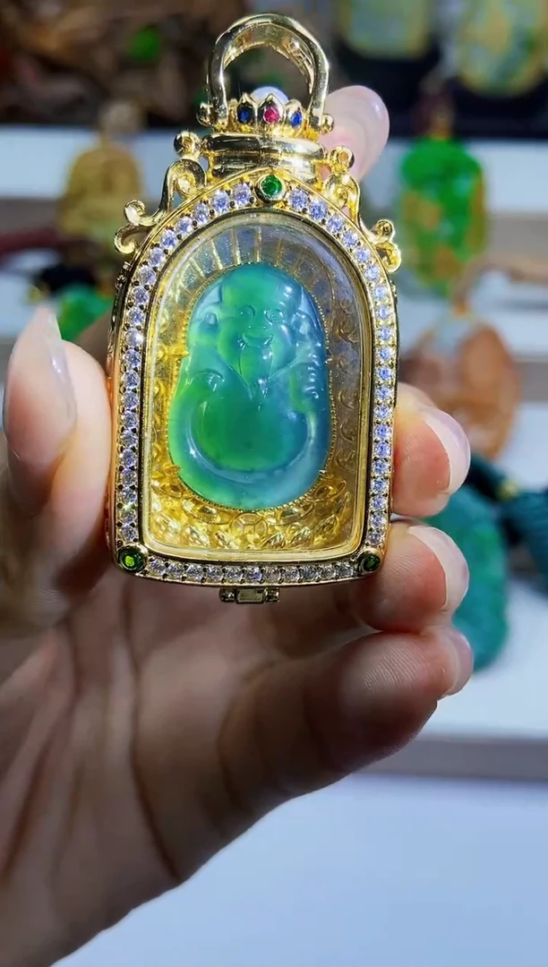 颈饰未镶嵌翡翠翡翠A货