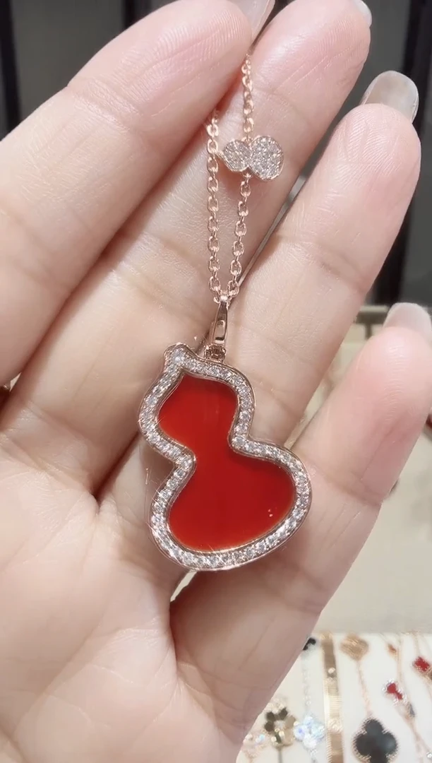 吊坠(不含链)18K金镶嵌钻石大号红色葫芦吊坠