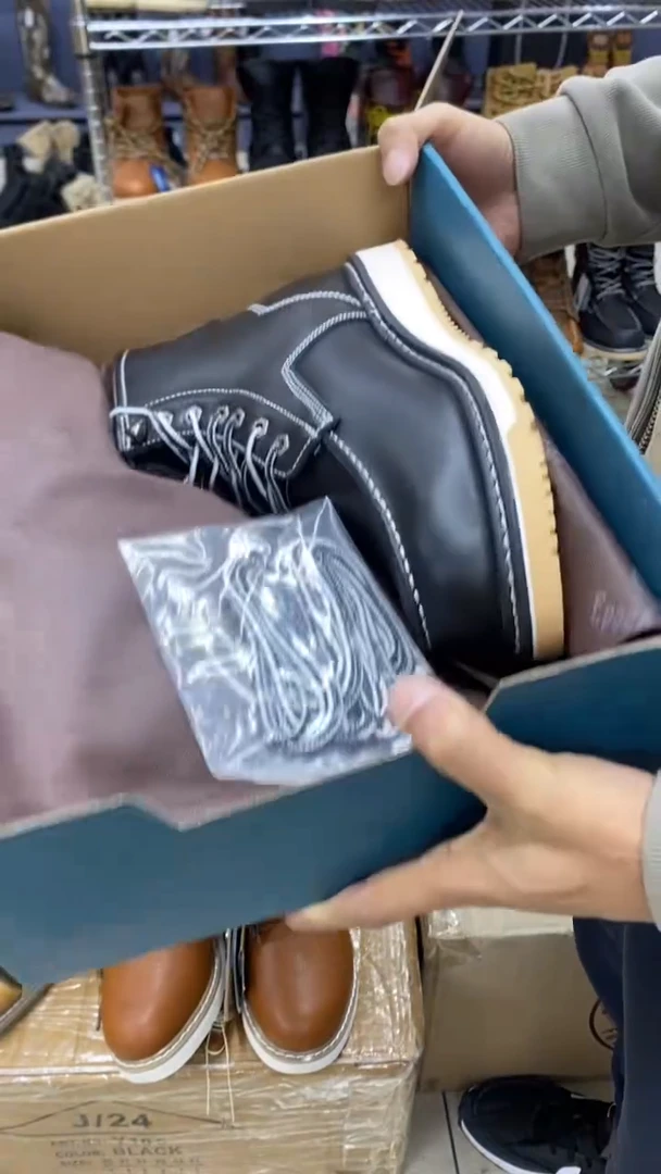 织物42码，487号，皮鞋码，黑色875牛皮工装靴默认瑕疵