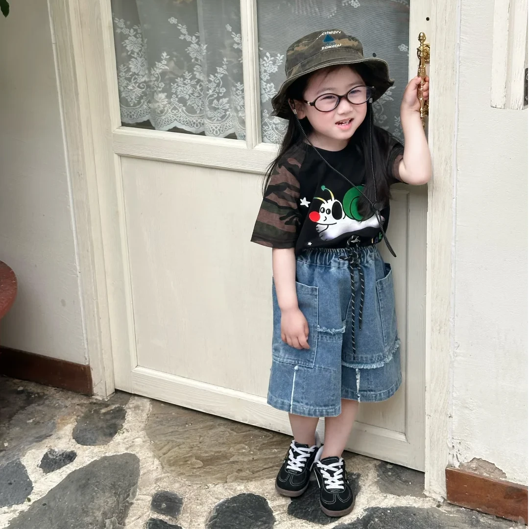 壹妈韩版童装女童套装夏季新款儿童洋气黑色卡通上衣蓝色牛仔短裤
