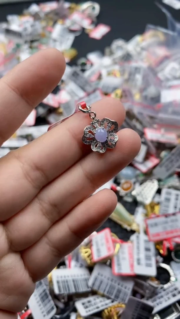 翡翠戒指银S925镶嵌11000000    4+