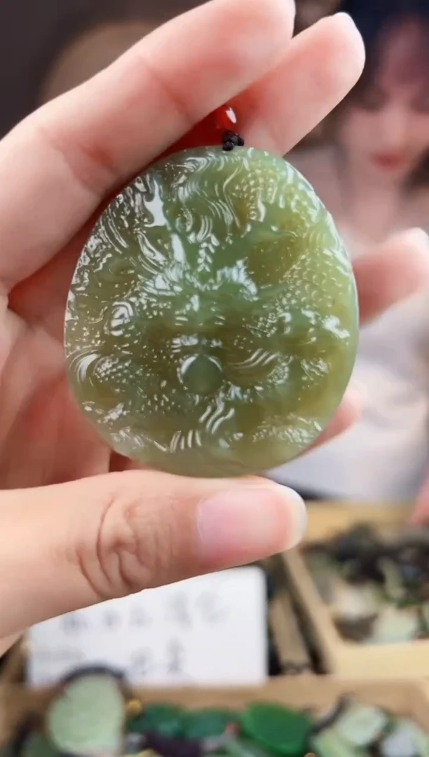 颈饰未镶嵌和田玉拍一发一，多样性发货