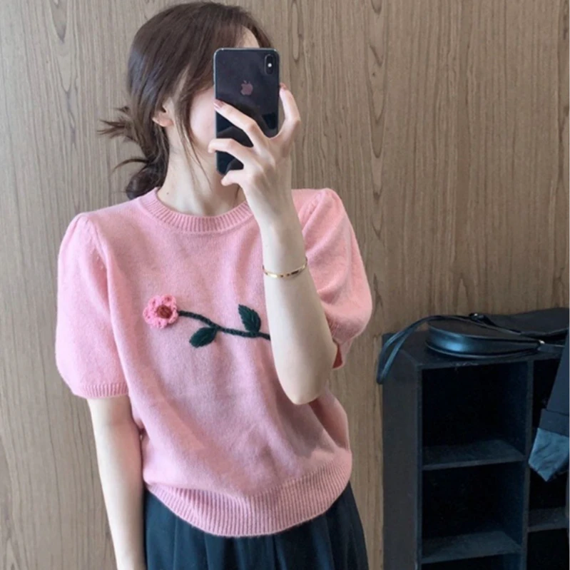 粉色正肩短款t恤上衣女夏季新款冰丝针织衫小香风泡泡袖独特别致