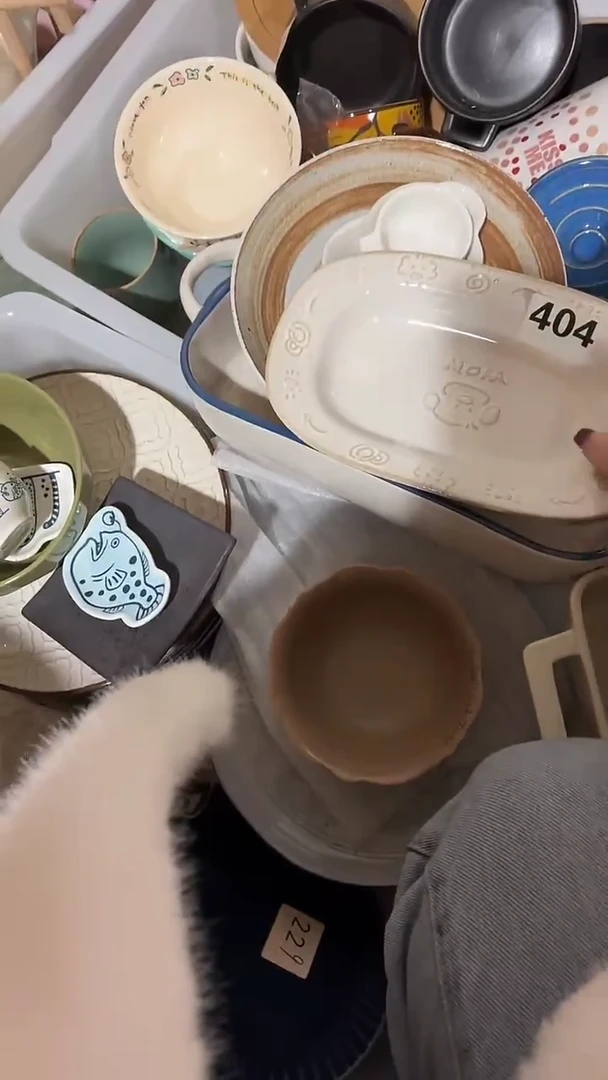 瓷404 浮雕 小狗 长盘 瑕疵