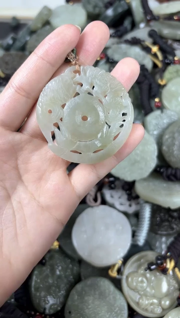 【闪购商品】和田玉颈饰未镶嵌1