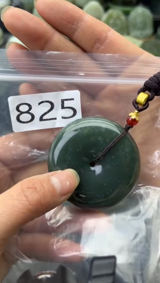 未镶嵌和田玉珠宝半成品扣子