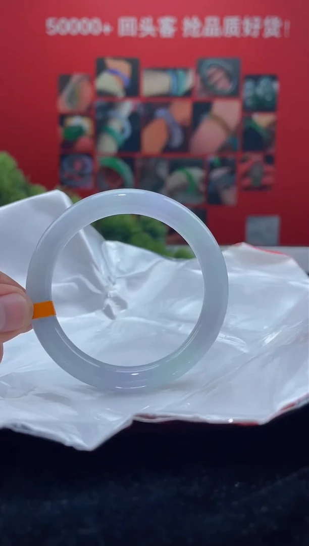 翡翠手镯未镶嵌手镯7