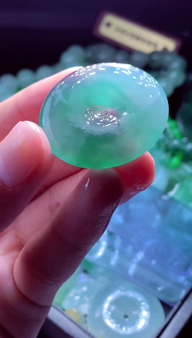 未镶嵌定制翡翠薛*#翡翠毛货定制