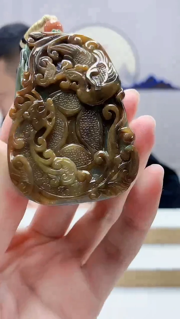 未镶嵌定制翡翠4898zm-毛货挂件108
