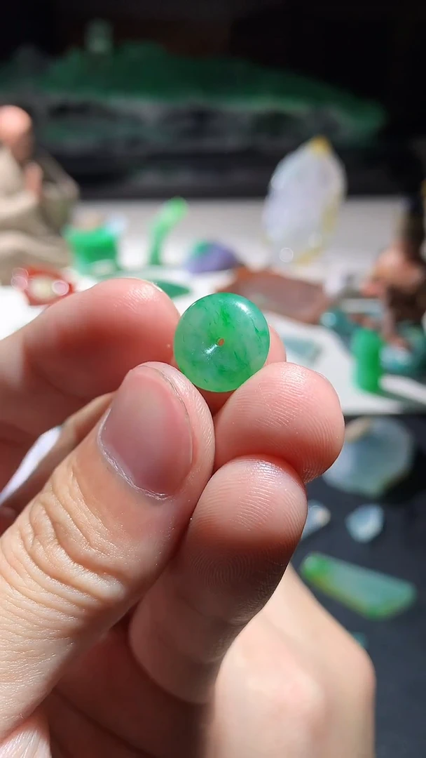 未镶嵌定制翡翠平安扣