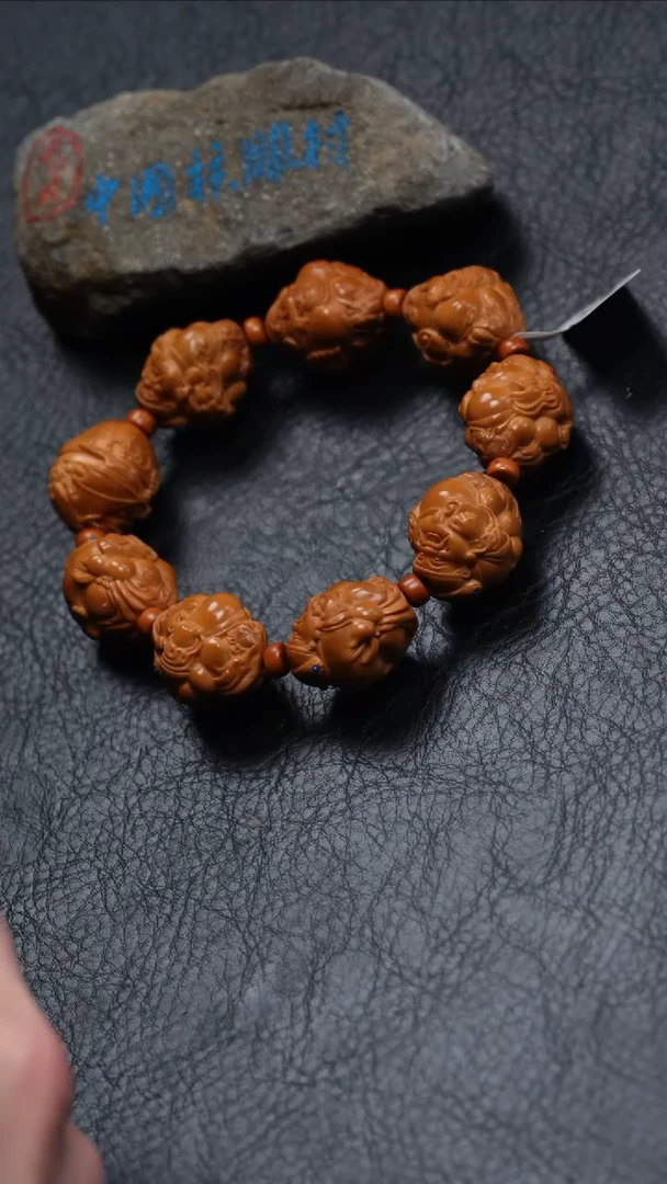 【闪购商品】橄榄核吊坠橄榄核