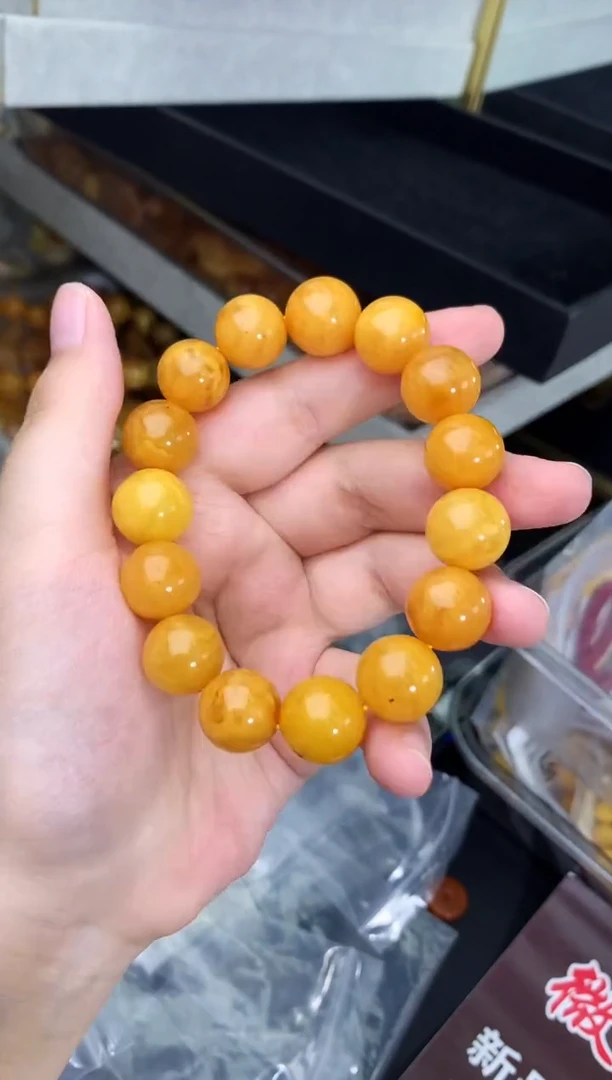 蜜蜡未镶嵌珠宝奇石127