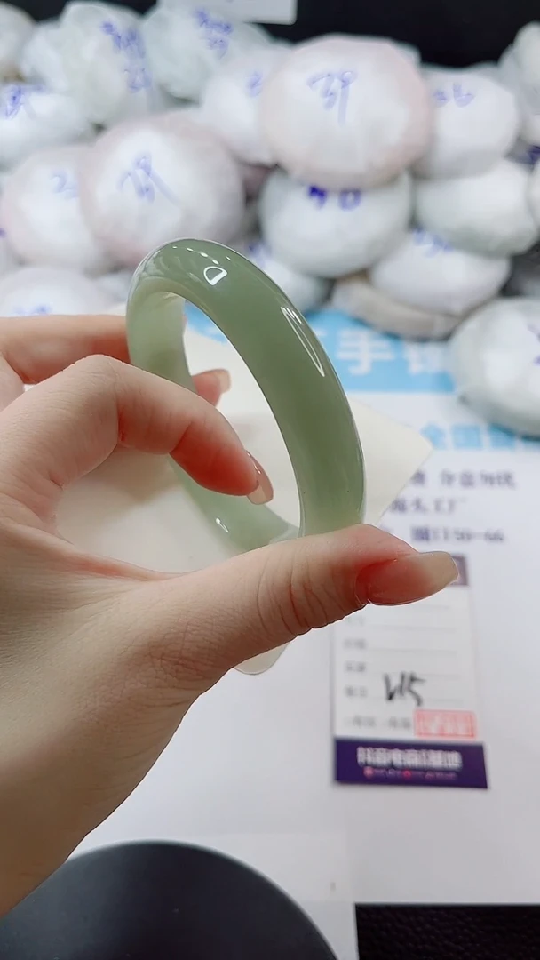 未镶嵌手镯石英质玉多样性发货V15