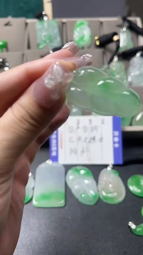 颈饰未镶嵌翡翠  所见即所得 一图一物
