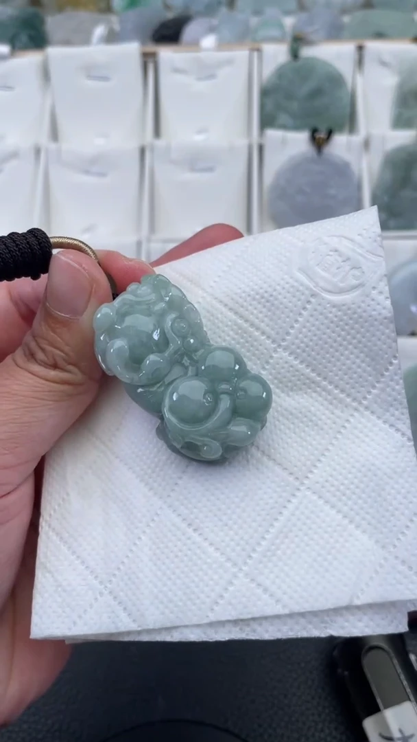 颈饰未镶嵌翡翠天然缅甸翡翠A货162