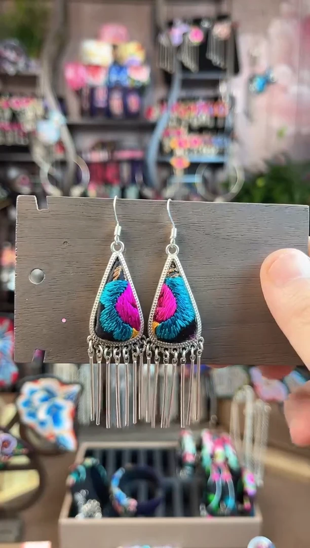 织绣民族风手工非遗老绣饰品623