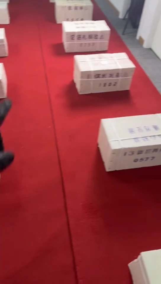 【闪购商品】005整刀百张连号 保真 不挑号
