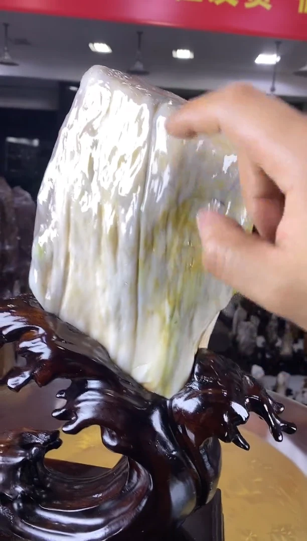 未镶嵌珠宝奇石硅化玉缅甸天然树化玉摆件