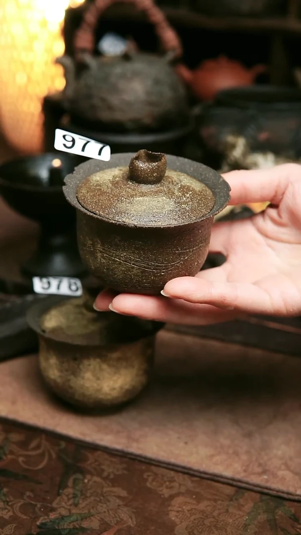 977号紫砂全手工粉引盖碗125毫升