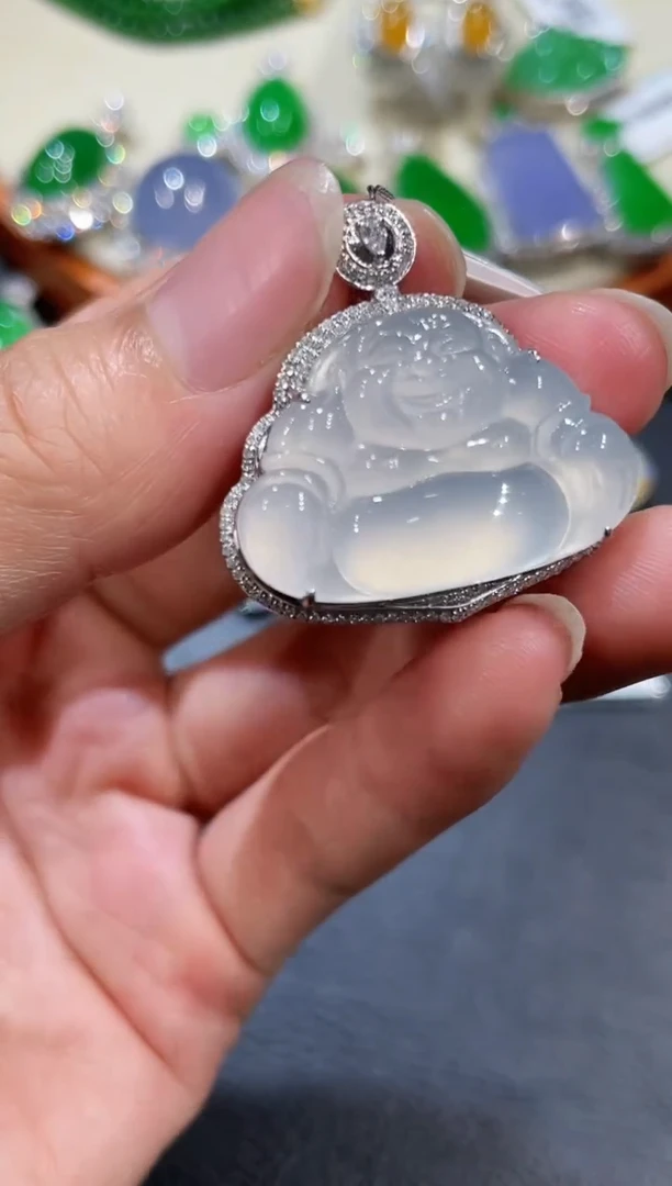 吊坠(不含链)18K金镶嵌翡翠佛