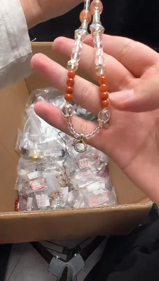 【闪购商品】水晶颈饰未镶嵌上