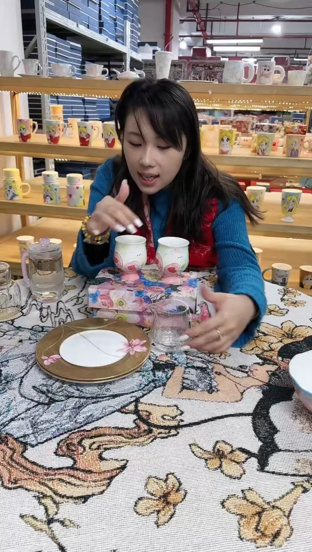 【闪购商品】瓷L018-------------